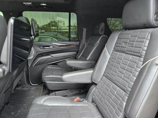 2021 Cadillac Escalade ESV Sport Platinum