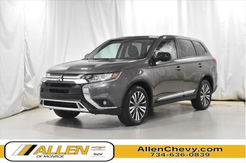 2020 Mitsubishi Outlander ES