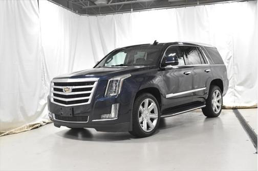 2017 Cadillac Escalade Luxury