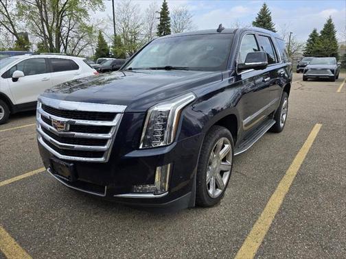 2017 Cadillac Escalade Luxury