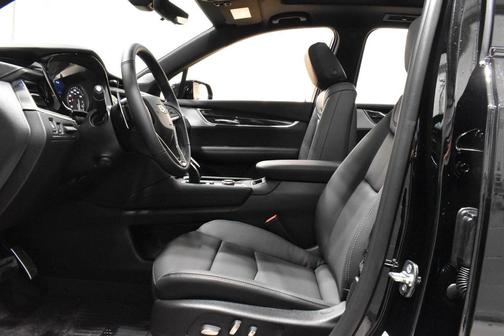 2025 Cadillac XT6 Sport AWD