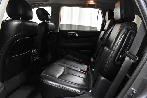 Gun Metallic 2015 Nissan Pathfinder Platinum