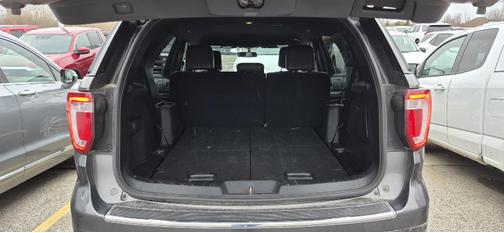 Magnetic Metallic 2018 Ford Explorer XLT