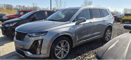 Argent Silver Metallic 2023 Cadillac XT6 Premium Luxury AWD