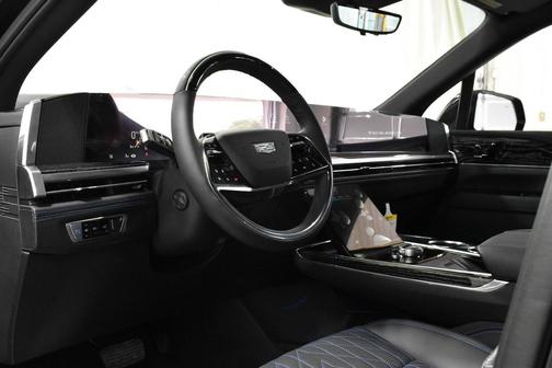 2025 Cadillac Escalade IQ Luxury 1