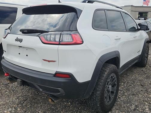 Bright White 2022 Jeep Cherokee Trailhawk