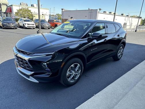 Black 2025 Chevrolet Blazer 2LT