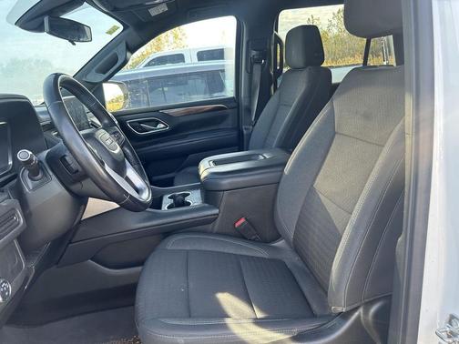 2022 GMC Yukon SLE