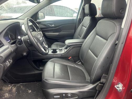 2023 GMC Acadia AWD SLT