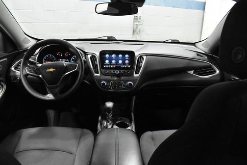Mineral Gray Metallic 2023 Chevrolet Malibu FWD 1LT