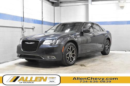 2018 Chrysler 300 S