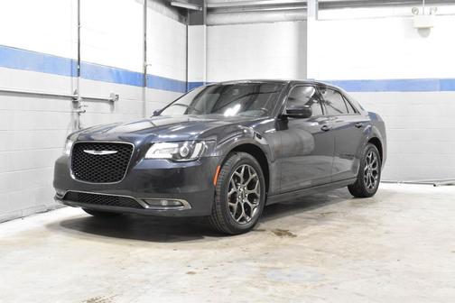 2018 Chrysler 300 S