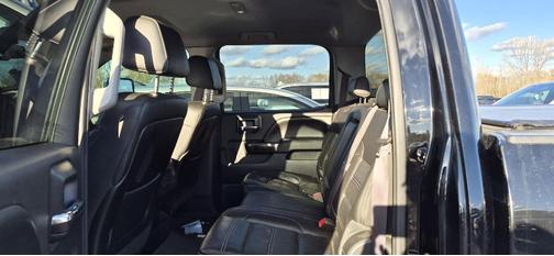 2015 GMC Sierra 3500 Denali