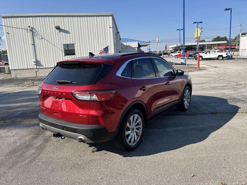 2021 Ford Escape Titanium