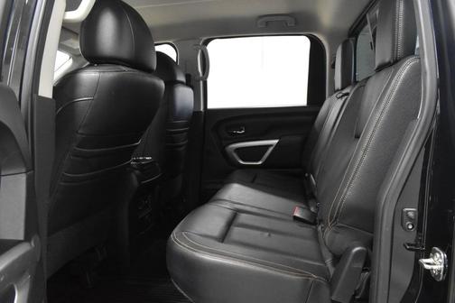 2017 Nissan Titan XD SL