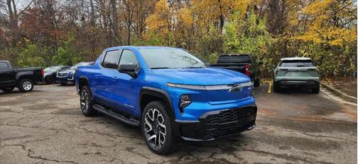 2025 Chevrolet Silverado EV RST