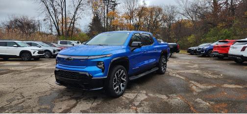 2025 Chevrolet Silverado EV RST
