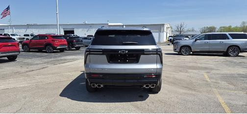 Sterling Gray Metallic 2026 Chevrolet Traverse High Country