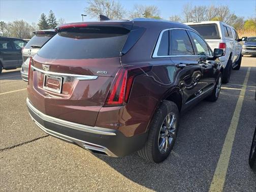 2022 Cadillac XT5 Premium Luxury