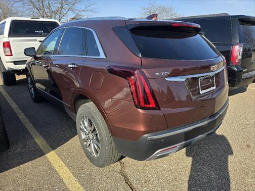 2022 Cadillac XT5 Premium Luxury