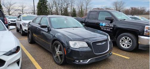 2017 Chrysler 300 Limited