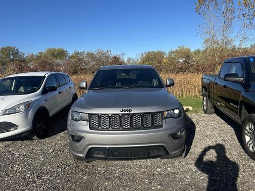 2021 Jeep Grand Cherokee Laredo