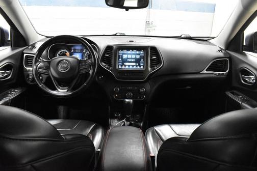 Hydro Blue Pearlcoat 2020 Jeep Cherokee Trailhawk