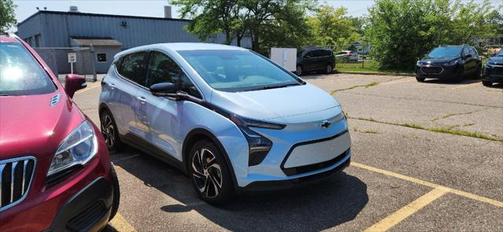2023 Chevrolet Bolt EV FWD 2LT