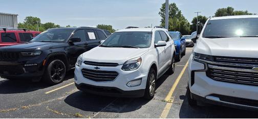 Summit White 2017 Chevrolet Equinox 1LT