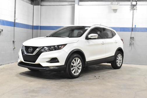 Pearl White Tricoat 2020 Nissan Rogue Sport SV