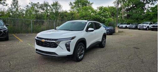 2025 Chevrolet Trax LT