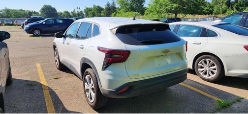2024 Chevrolet Trax LS