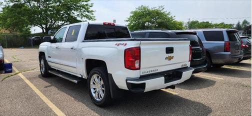 2017 Chevrolet Silverado 1500 High Country