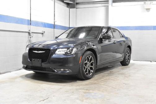 2018 Chrysler 300 S