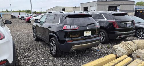 Diamond Black Crystal Pearlcoat 2020 Jeep Cherokee Limited