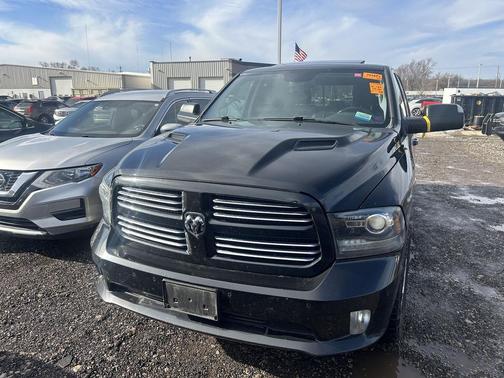2016 RAM 1500 Sport