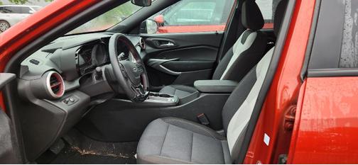 2024 Chevrolet Trax FWD 1RS