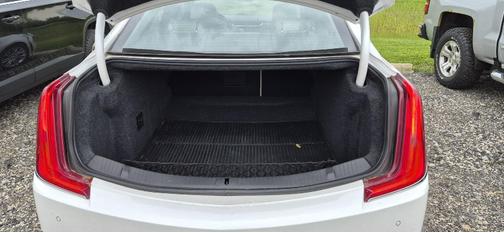 Crystal White Tricoat 2019 Cadillac XTS Luxury
