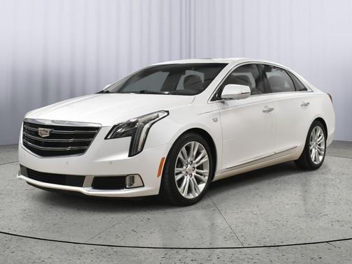 Crystal White Tricoat 2019 Cadillac XTS Luxury