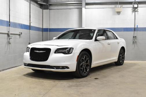 2018 Chrysler 300 S