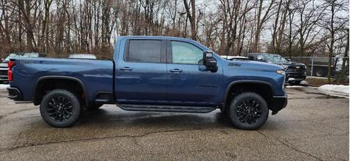 2025 Chevrolet Silverado 2500 LTZ