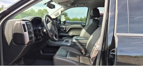 Onyx Black 2017 GMC Sierra 1500 SLT