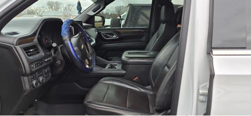 Summit White 2021 Chevrolet Suburban 4WD High Country