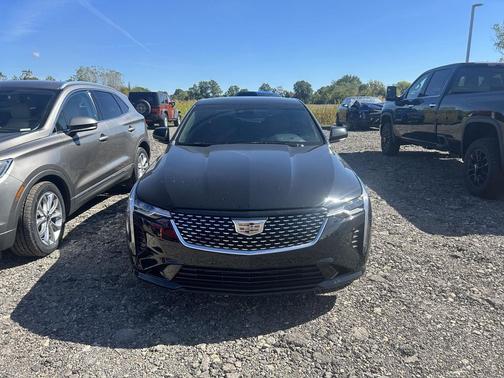 2023 Cadillac CT4 Premium Luxury