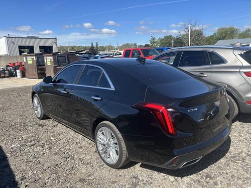 2023 Cadillac CT4 Premium Luxury