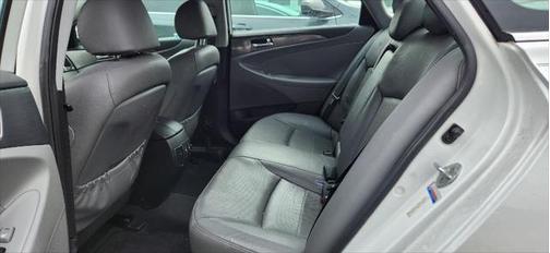 2012 Hyundai SONATA Hybrid Base