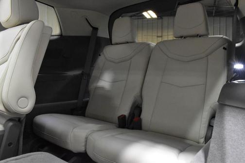2025 Cadillac XT6 Premium Luxury FWD