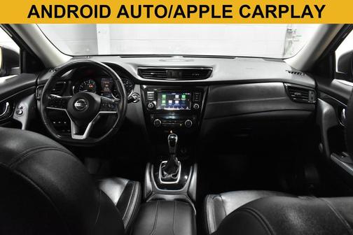 Magnetic Black Pearl 2020 Nissan Rogue SL