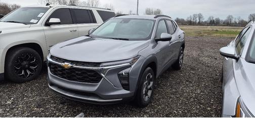 Sterling Gray Metallic 2024 Chevrolet Trax LT