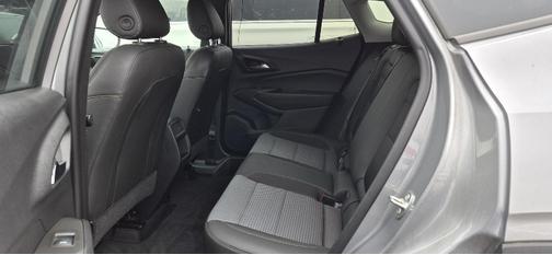 Sterling Gray Metallic 2024 Chevrolet Trax LT